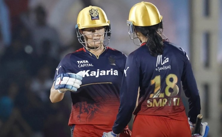 Smriti Mandhana and Sophie Devine - 125 runs Smriti Mandhana and Sophie Devine - 125 runs
